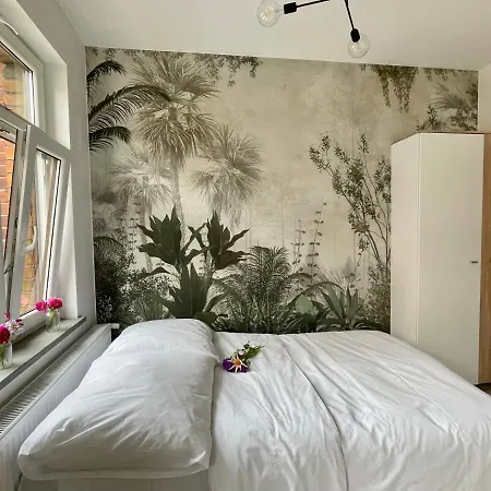 U Podnoza Gor Sowich Апартаменты *