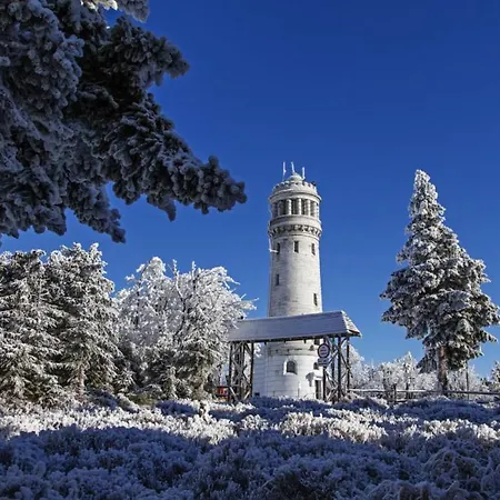 U Podnoza Gor Sowich